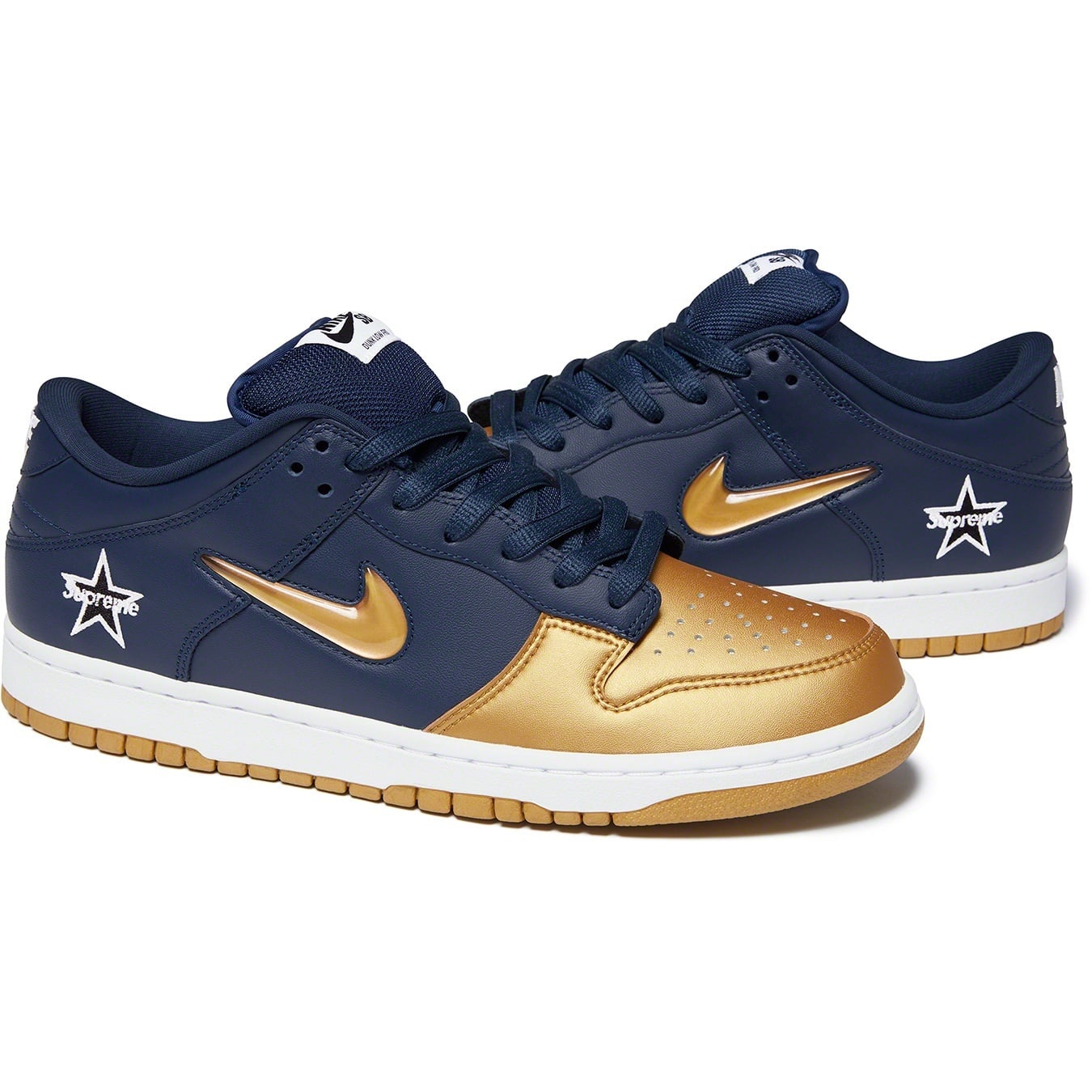 Supreme®/Nike® SB Dunk Low view 12